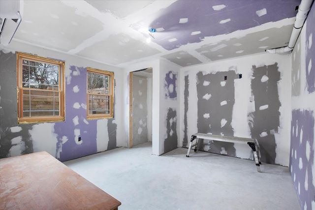 26 Collins, Mashpee, MA 02649