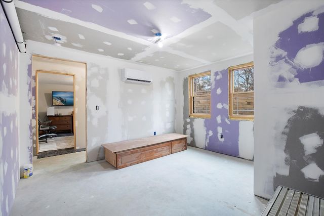 26 Collins, Mashpee, MA 02649