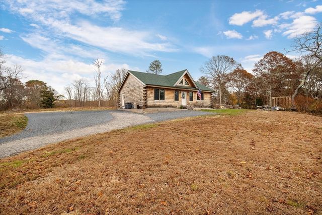 26 Collins, Mashpee, MA 02649