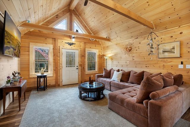 26 Collins, Mashpee, MA 02649