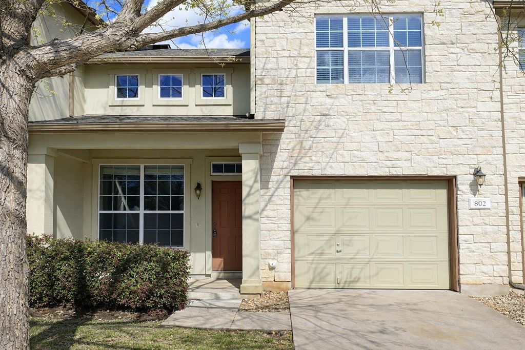 2410 Great Oaks DR 802, Round Rock, TX 78681