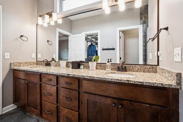 4604 NE Bellagio Drive, Ankeny, IA 50021