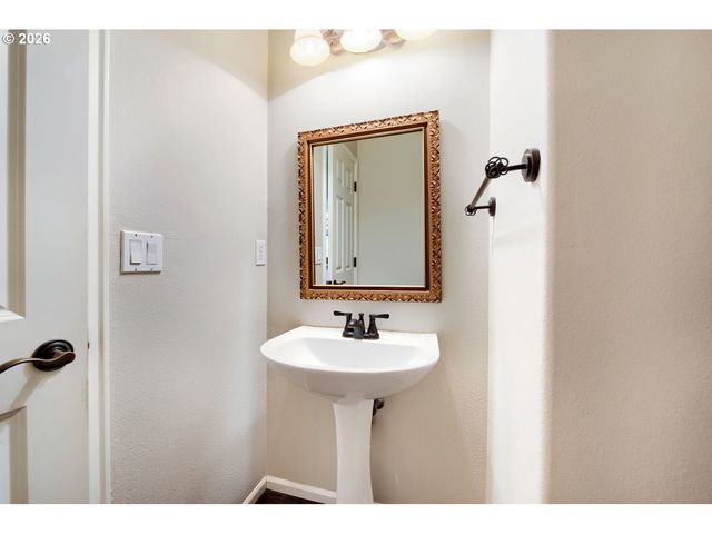 14890 Sw OSPREY Ct, Beaverton, OR 97007