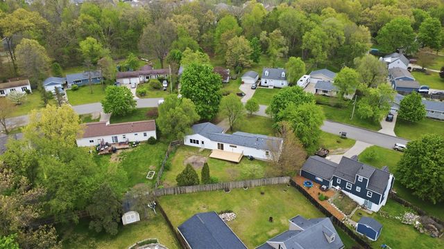 1679 Stonewood Drive, Lowell, MI 49331