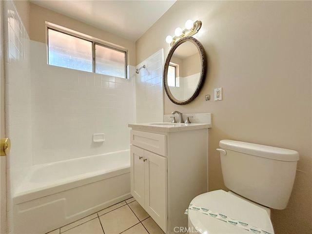 238 E Sunset Avenue N, Redlands, CA 92373
