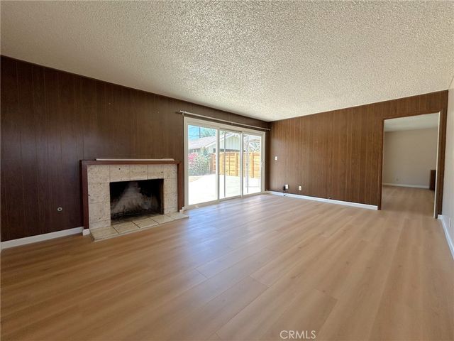 238 E Sunset Avenue N, Redlands, CA 92373