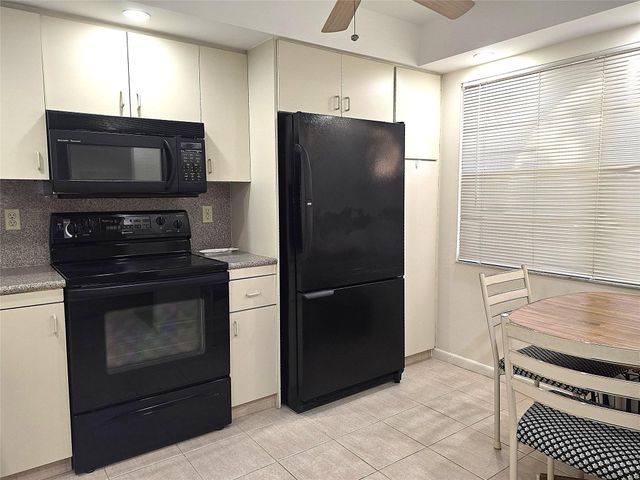 2101 Lucaya Bend K4, Coconut Creek, FL 33066