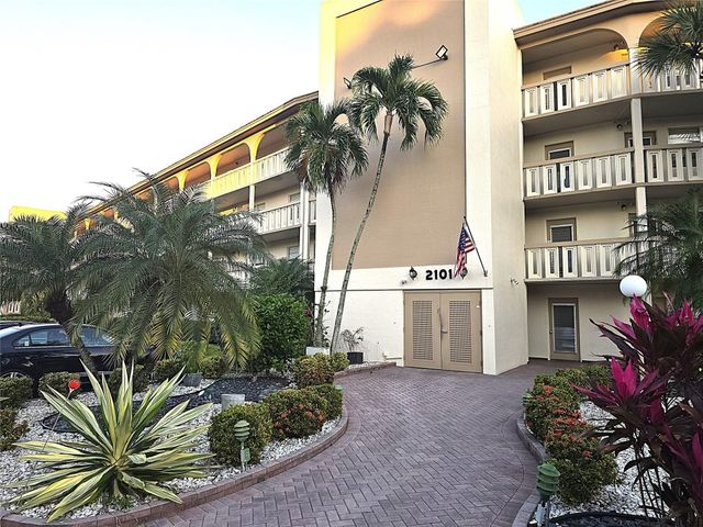 2101 Lucaya Bend K4, Coconut Creek, FL 33066