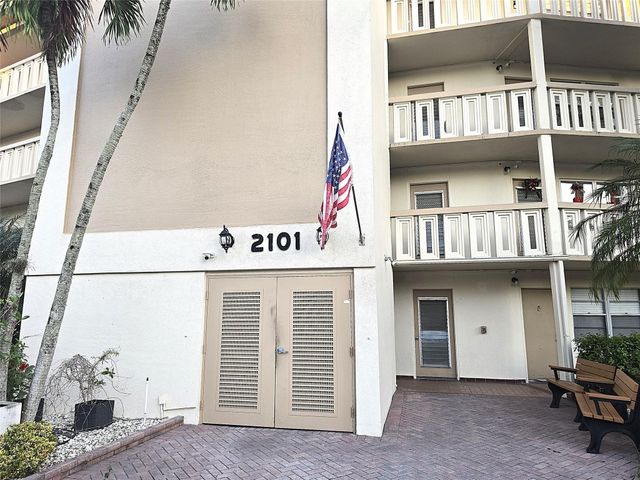 2101 Lucaya Bend K4, Coconut Creek, FL 33066