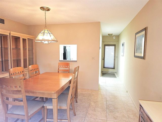 2101 Lucaya Bend K4, Coconut Creek, FL 33066