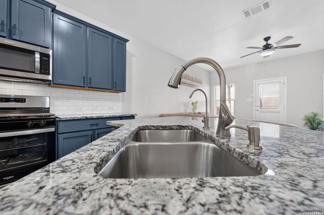 519 Diamond Shoals, Cibolo, TX 78108
