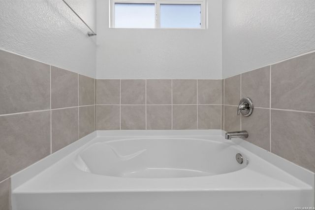 519 Diamond Shoals, Cibolo, TX 78108