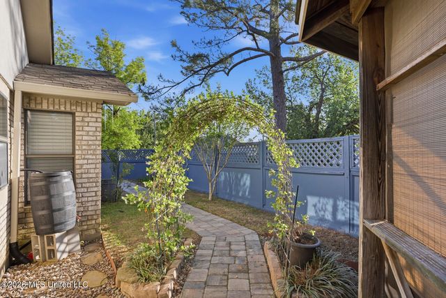 118 Caribbean Cove, Clinton, MS 39056