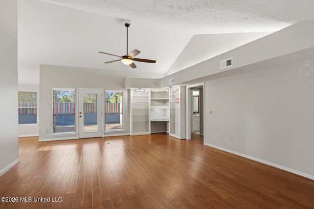 118 Caribbean Cove, Clinton, MS 39056