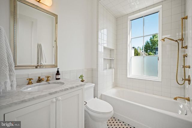 1304 S ST NW, Washington, DC 20009