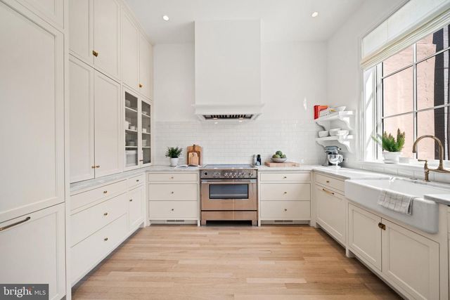 1304 S ST NW, Washington, DC 20009