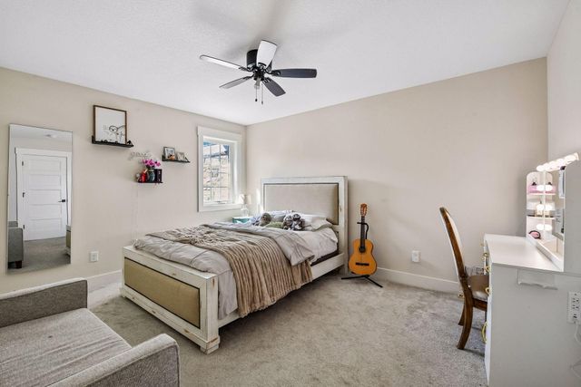 4264 Woodland Court, Minnetrista, MN 55331