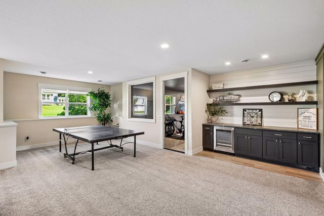 4264 Woodland Court, Minnetrista, MN 55331