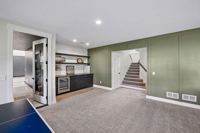 4264 Woodland Court, Minnetrista, MN 55331