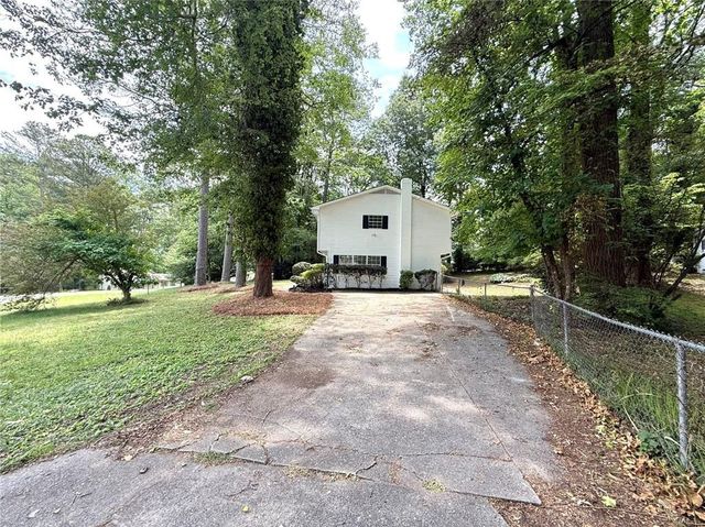3681 Lavilla Drive, Powder Springs, GA 30127
