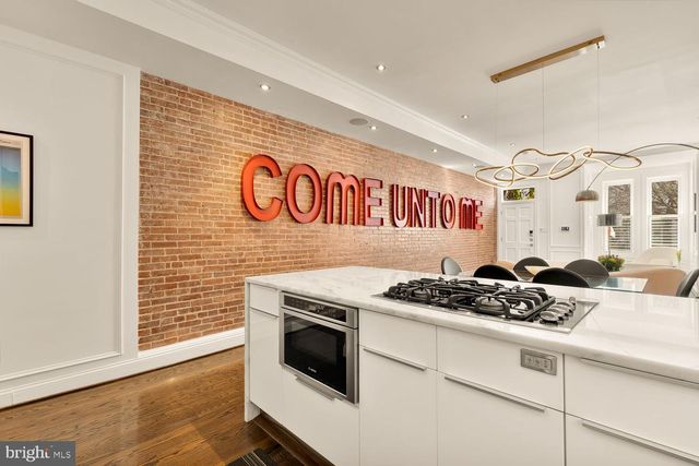 1518 8TH ST NW, Washington, DC 20001