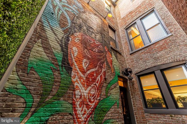 1518 8TH ST NW, Washington, DC 20001