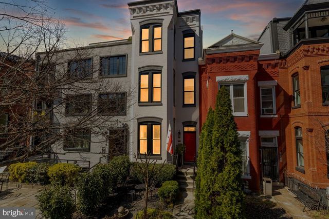 1518 8TH ST NW, Washington, DC 20001