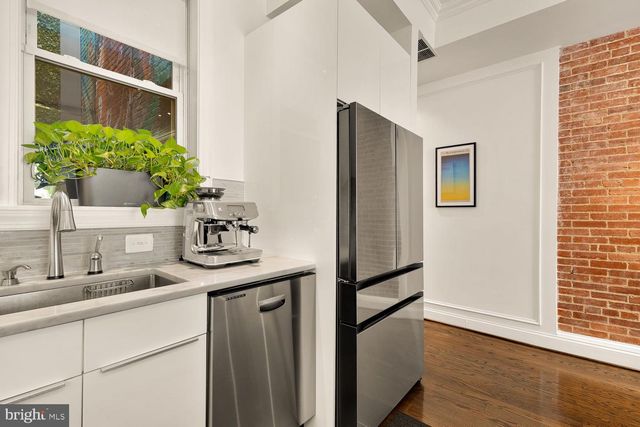 1518 8TH ST NW, Washington, DC 20001