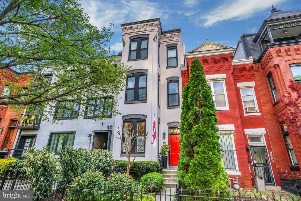 1518 8TH ST NW, Washington, DC 20001