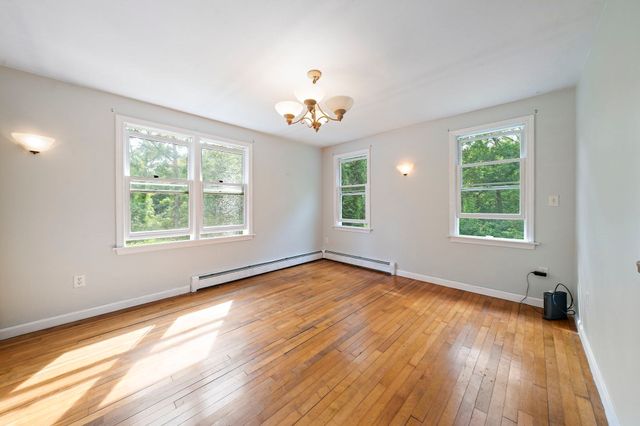 184 Wakeby Rd, Barnstable, MA 02648