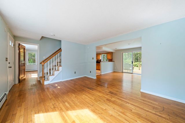 184 Wakeby Rd, Barnstable, MA 02648