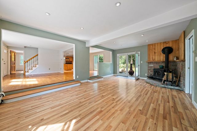 184 Wakeby Rd, Barnstable, MA 02648