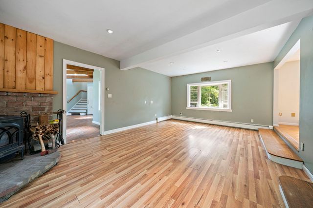 184 Wakeby Rd, Barnstable, MA 02648