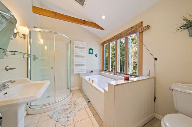 184 Wakeby Rd, Barnstable, MA 02648