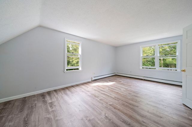 184 Wakeby Rd, Barnstable, MA 02648