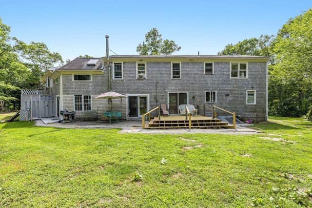 184 Wakeby Rd, Barnstable, MA 02648