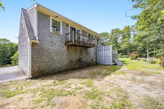 184 Wakeby Rd, Barnstable, MA 02648