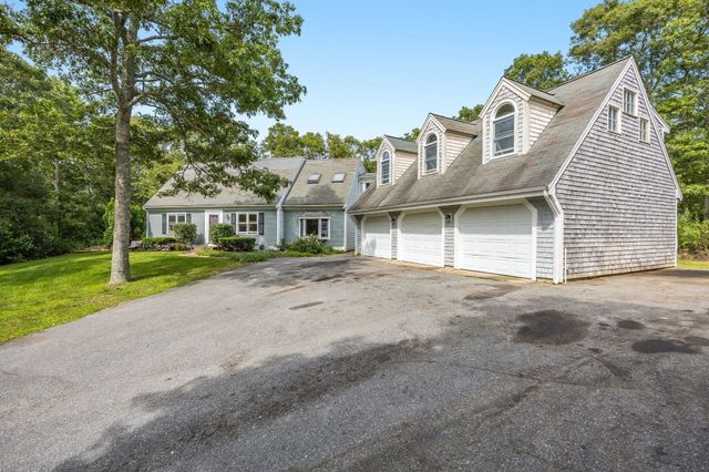 184 Wakeby Rd, Barnstable, MA 02648