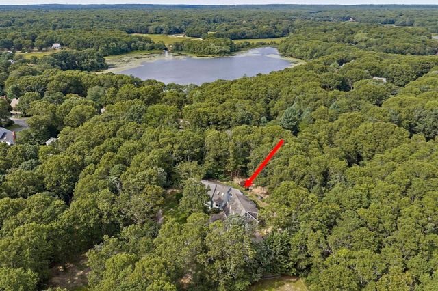 184 Wakeby Rd, Barnstable, MA 02648