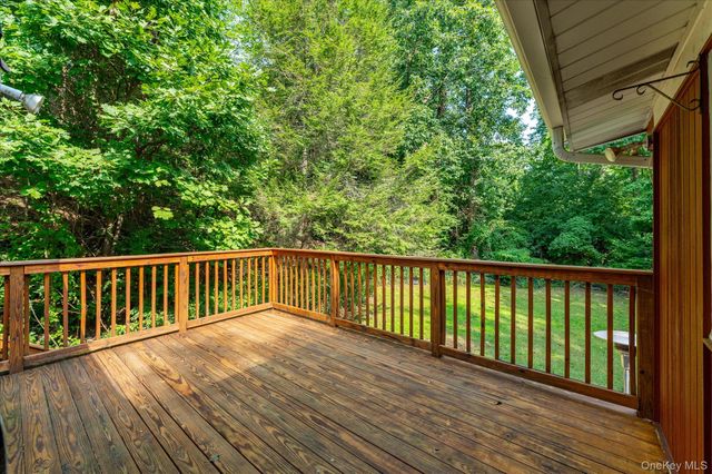 76 Old Tarrytown Road, White Plains, NY 10603