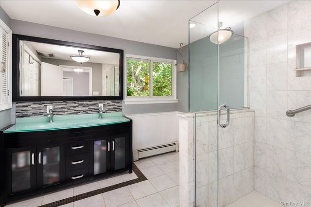 76 Old Tarrytown Road, White Plains, NY 10603