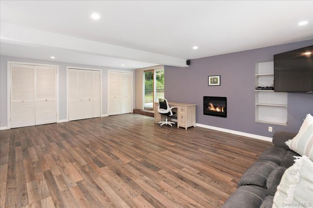 76 Old Tarrytown Road, White Plains, NY 10603