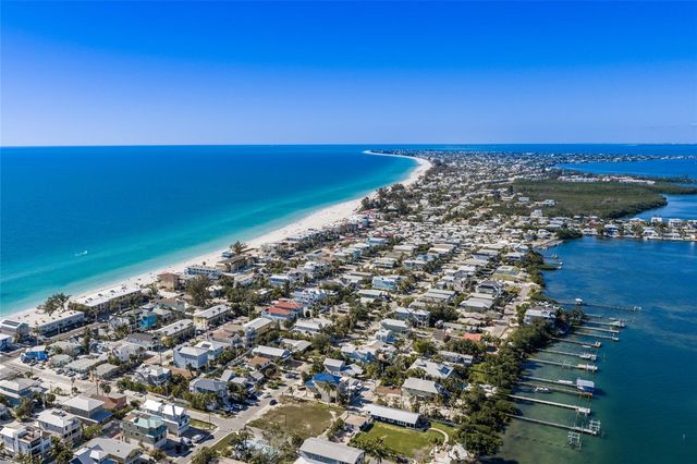 300 23RD STREET N, Bradenton Beach, FL 34217