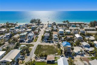300 23RD STREET N, Bradenton Beach, FL 34217