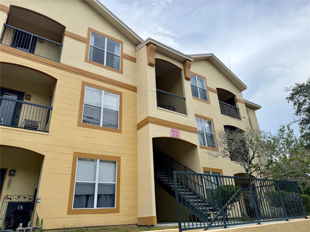 5612 PINNACLE HEIGHTS CIRCLE 302, Tampa, FL 33624