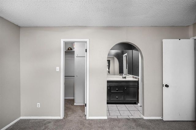 3812 SE Berkshire Ct, Lawton, OK 73501