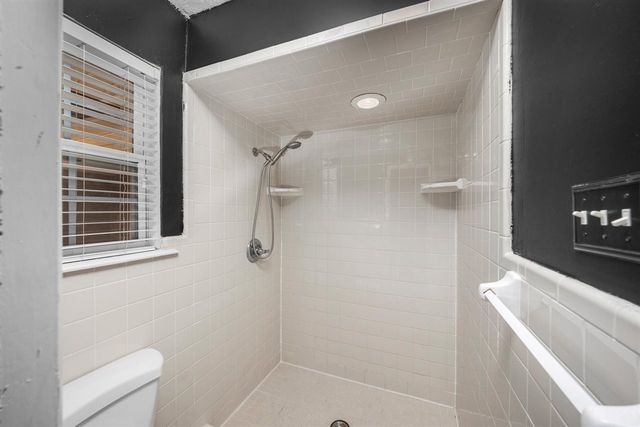 3812 SE Berkshire Ct, Lawton, OK 73501