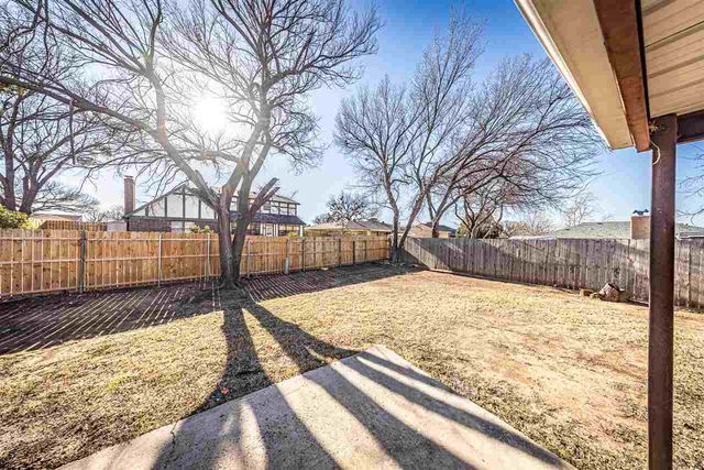 3812 SE Berkshire Ct, Lawton, OK 73501
