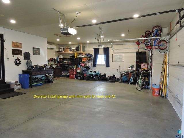 7512 W Stoney Creek St Street, Sioux Falls, SD 57106