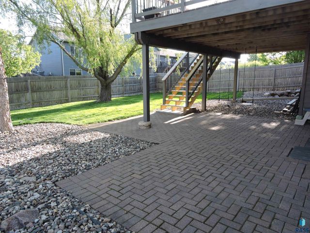 7512 W Stoney Creek St Street, Sioux Falls, SD 57106